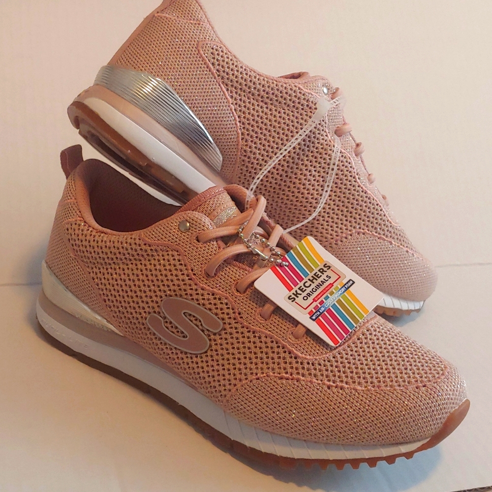 Skechers air-cooled memory foam, light mauve, light glitter woven, size 7.5